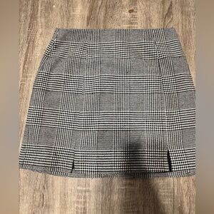 Twik Monochrome Checkered Pencil Skirt